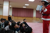 絵本の読み聞かせ.JPG